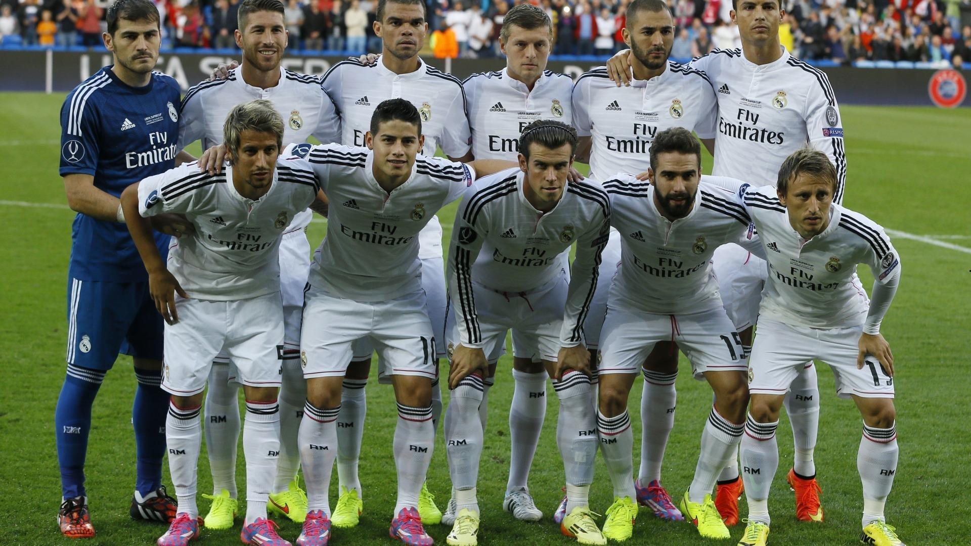 巴塞罗那更衣室暗流涌动?莱万回避特尔施特根话题引猜测