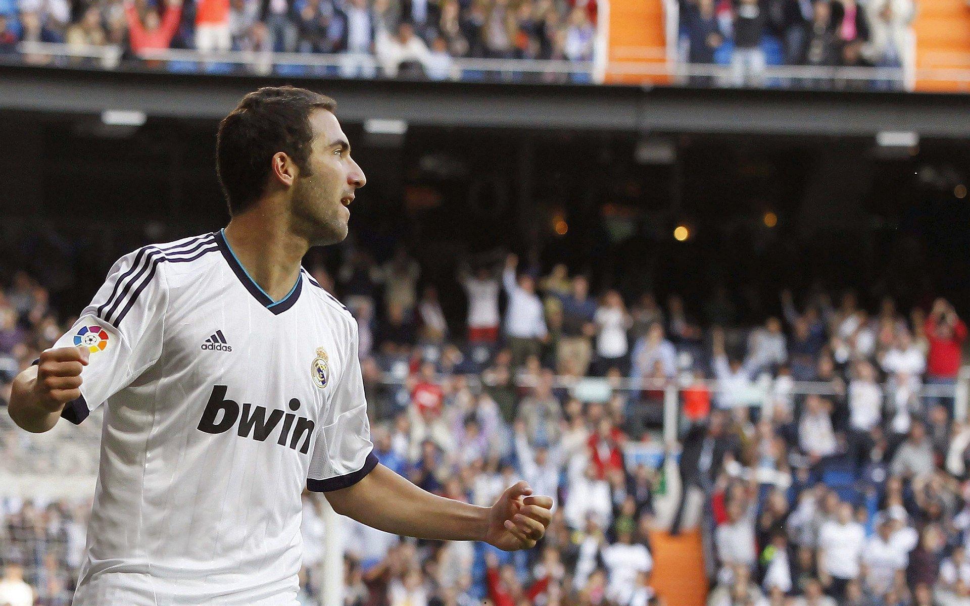 皇家马德里战术隐忧浮现，跑动不足与阵容短板成欧冠出局导火索